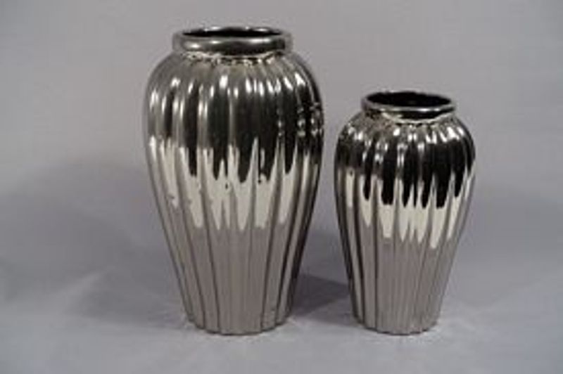 Vase i blank porselen 33cm