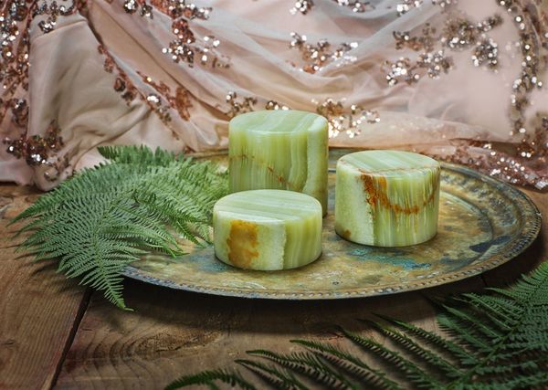 Marble oppladbar bordlys i ekte marmor Jade grønn Medium